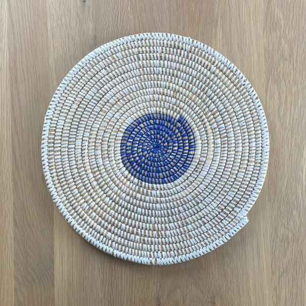 Central Table Mat (37cm). White with Blue Spot